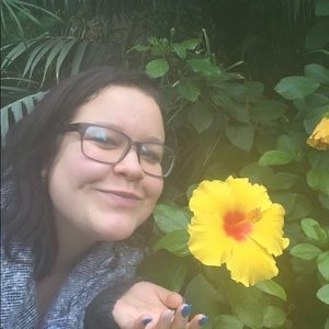 Meet your Posher, Dana